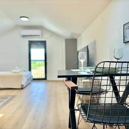 Promo Studio Apartment Pirot Exterior photo